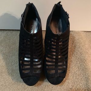 Black madden girl wedges